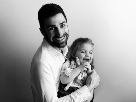 Dad and toddler, family photography session in Ivinghoe, Buckinghamshire